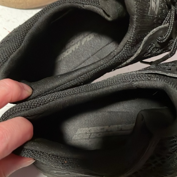 Lightweight Running/Tennis Shoes Non Slip Gym Workout Shoes Black/Grey - Picture 8 of 8